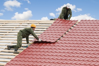 workers-on-roof